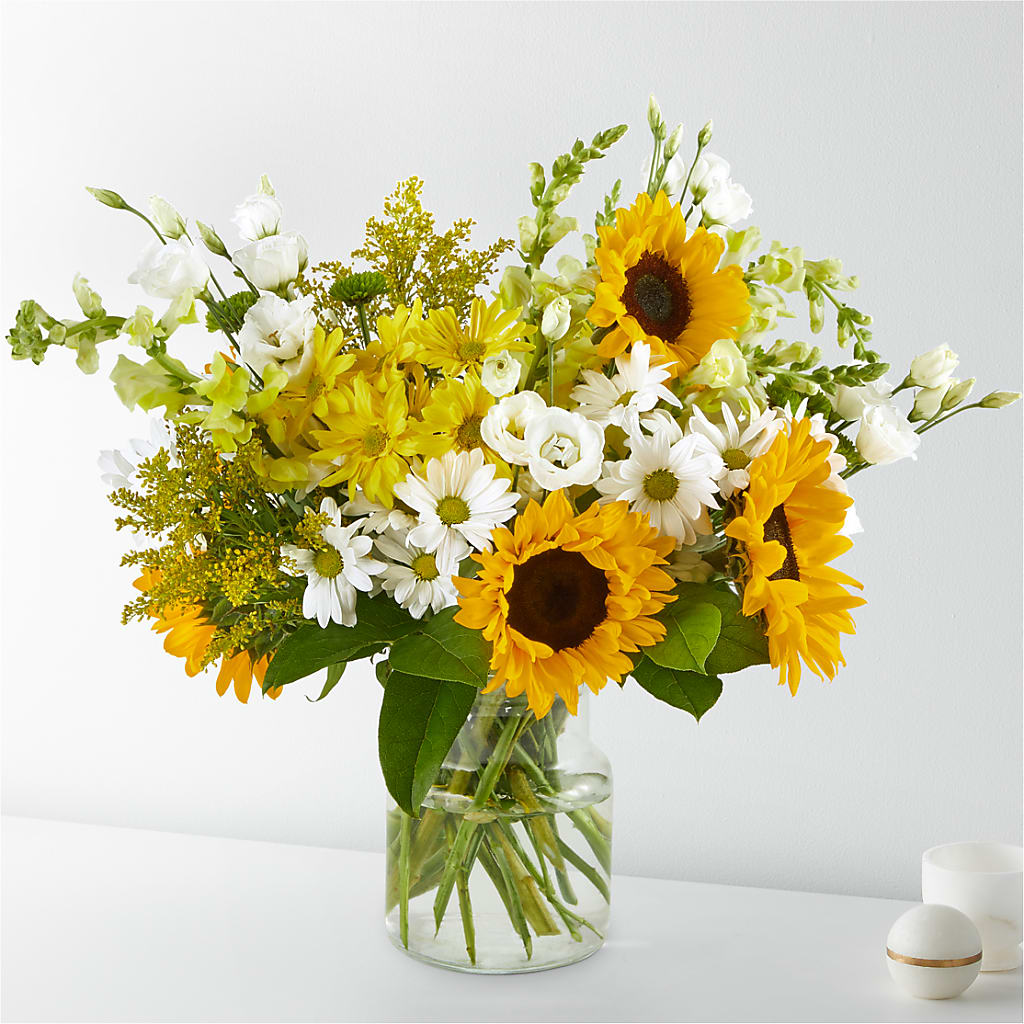 Hello Sunshine Bouquet – Serrano Flowers, Riverside CA