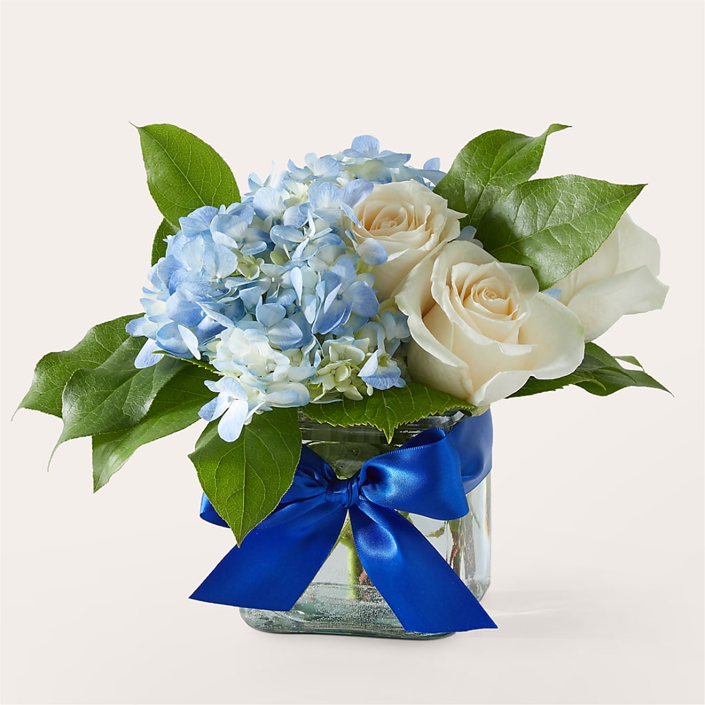 Sky Blue Delight Bouquet – Serrano Flowers, Riverside CA