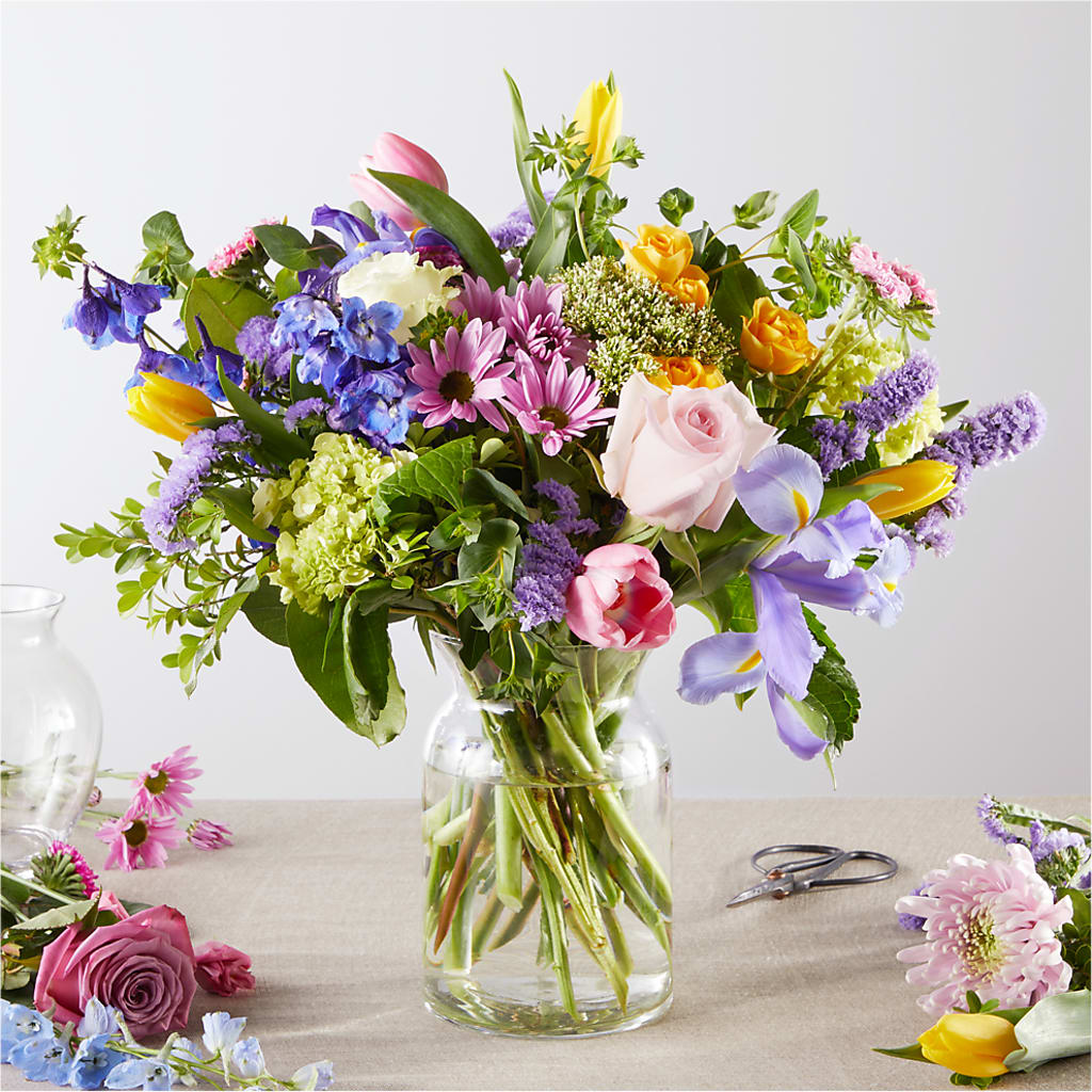 Pastel Tradition - A Florist Original – Serrano Flowers, Riverside CA