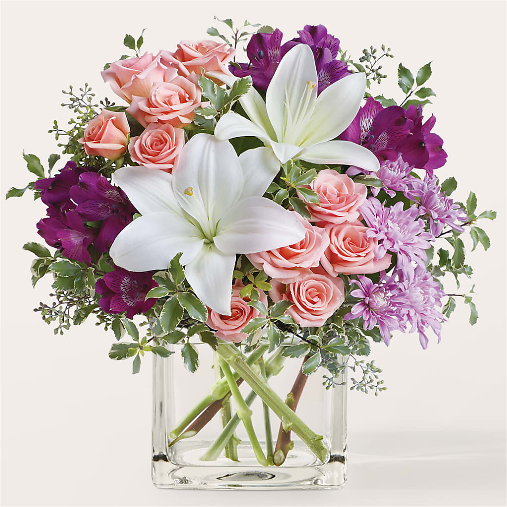 Mani Pedi Bouquet – Serrano Flowers, Riverside CA
