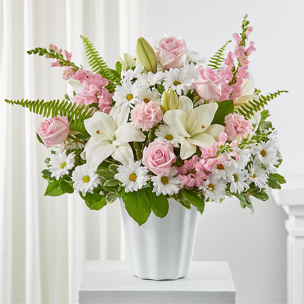 Soft Touch Tabletop Basket – Serrano Flowers, Riverside CA