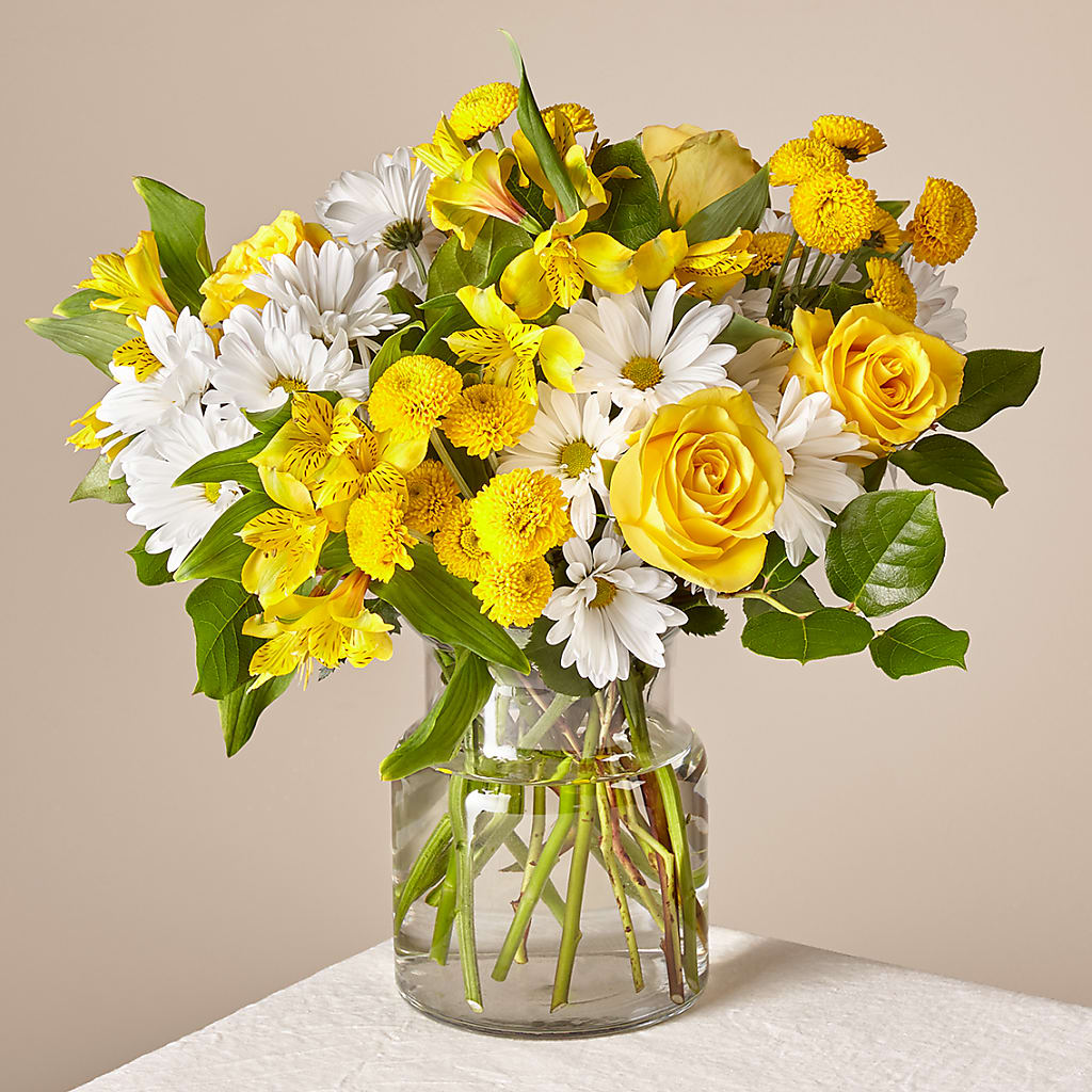 Sunny Sentiments Bouquet – Serrano Flowers, Riverside CA