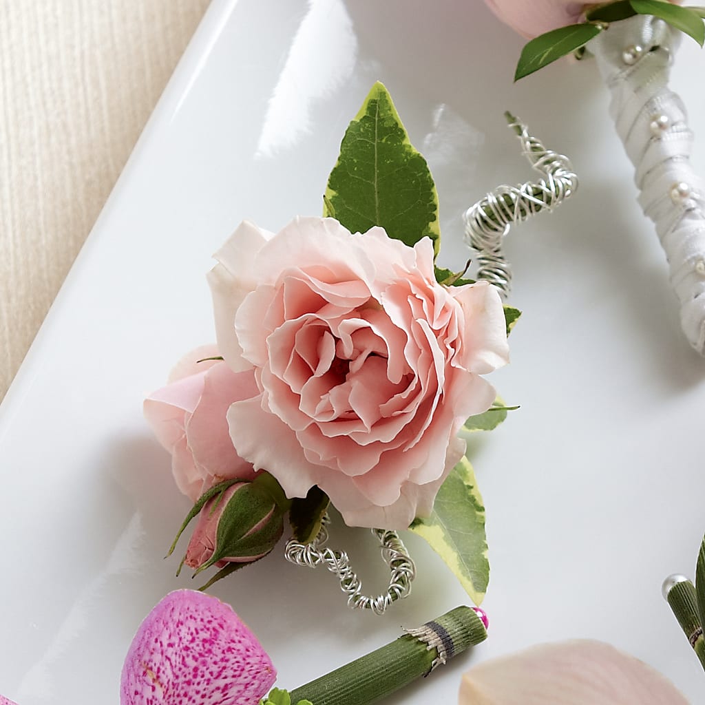Pink Spray Rose Boutonniere – Serrano Flowers, Riverside CA