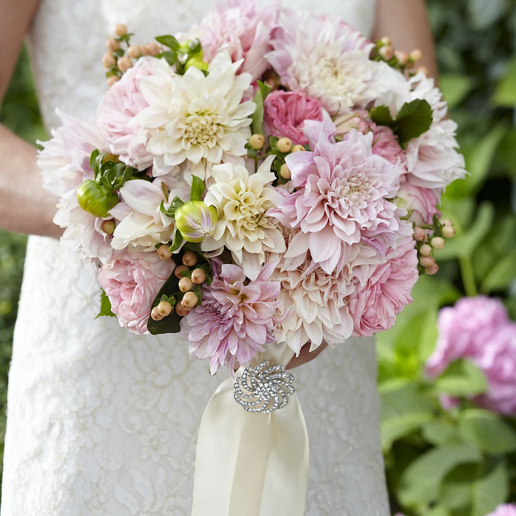 Heart's Promise Bouquet – Serrano Flowers, Riverside CA