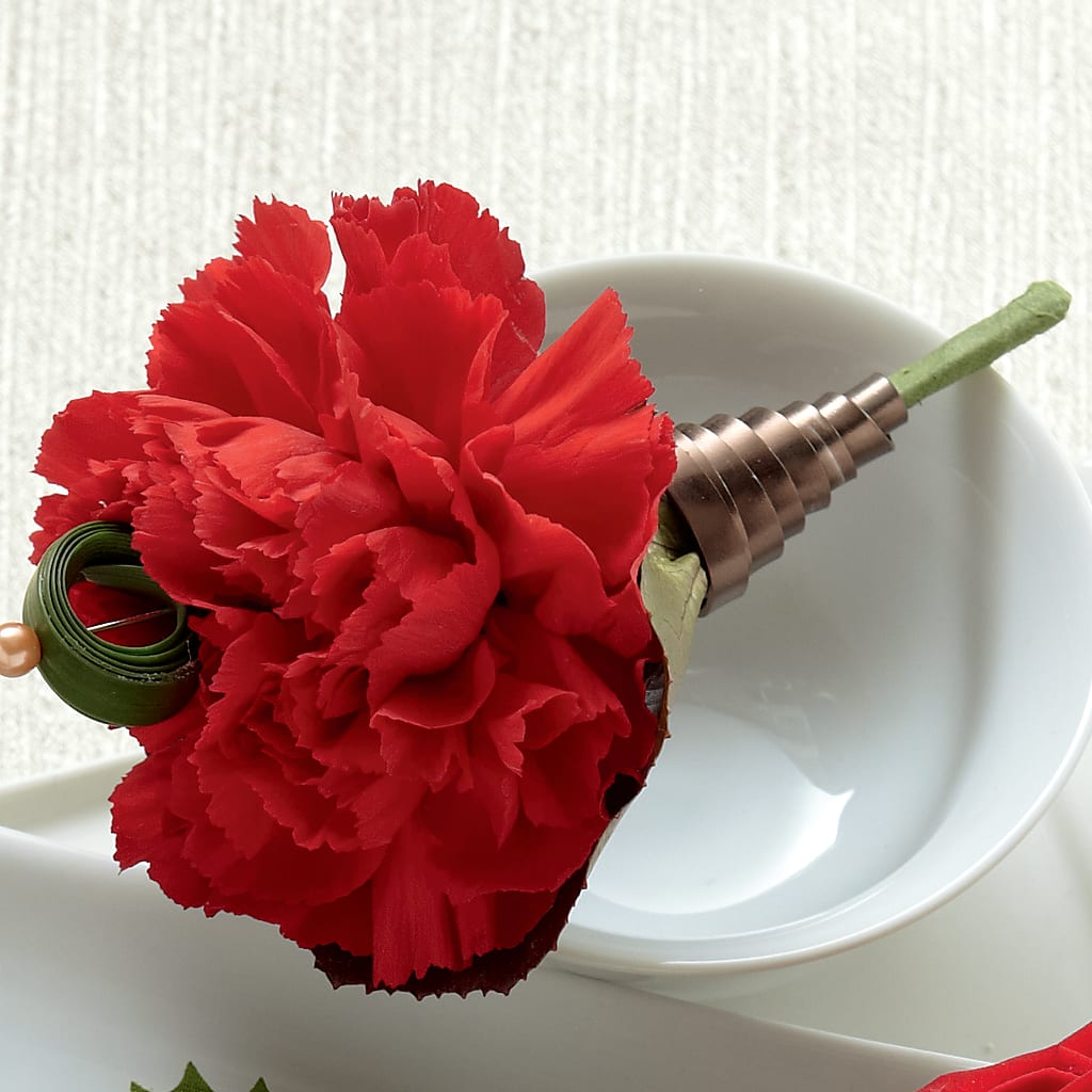 Red Carnation Boutonniere – Serrano Flowers, Riverside CA