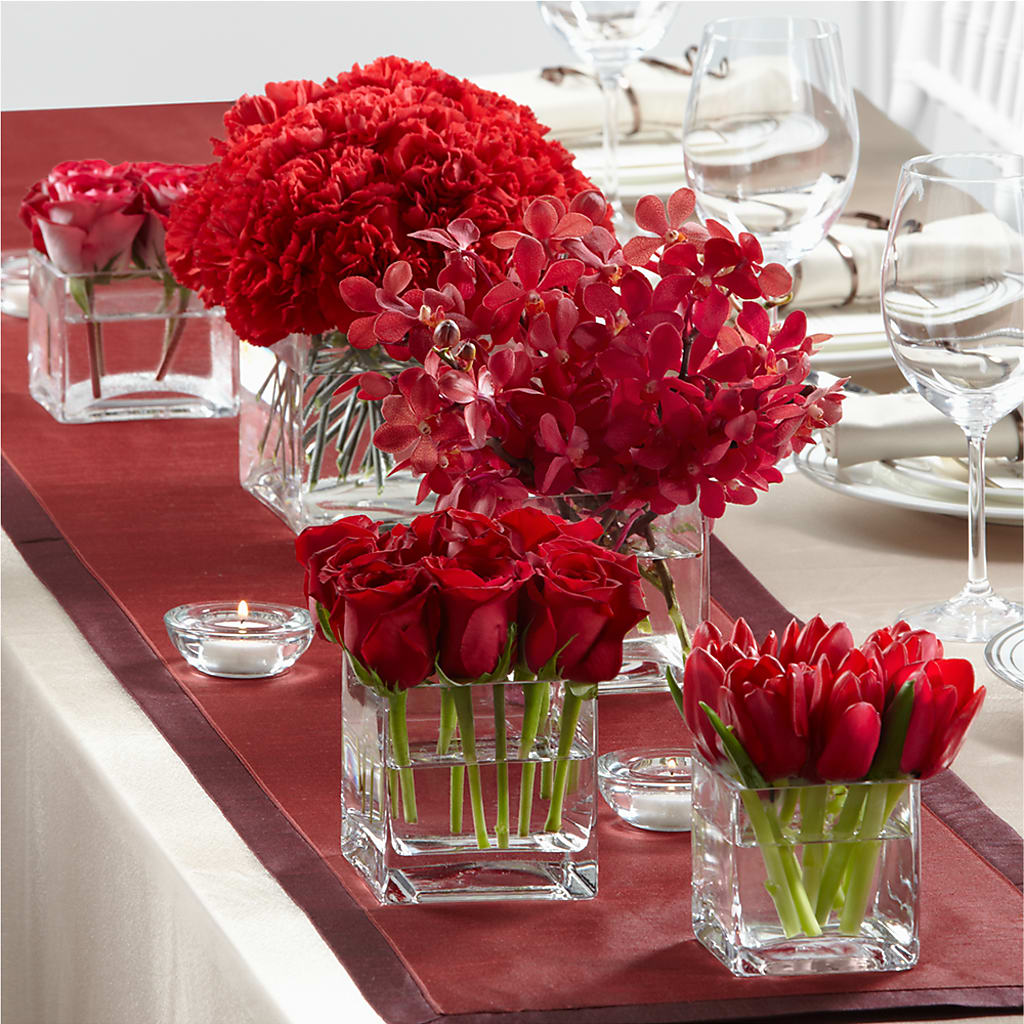 Modern Grace Centerpiece – Serrano Flowers, Riverside CA