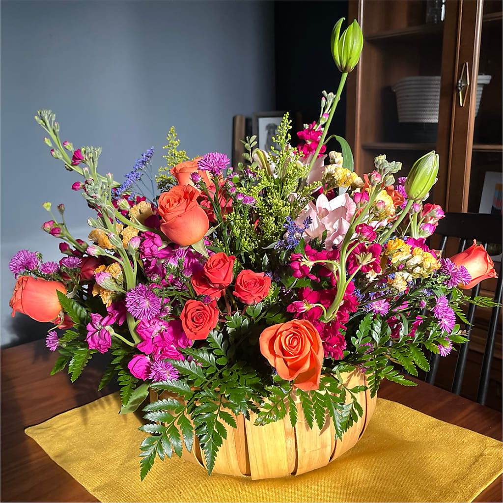 Garden of Life Basket –  Serrano Flowers, Riverside CA