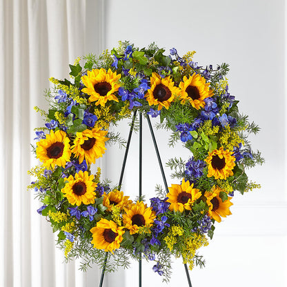 Bright Rays Wreath –  Serrano Flowers, Riverside CA