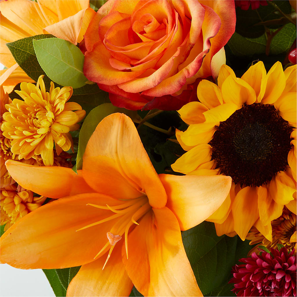 Grateful Centerpiece –  Serrano Flowers, Riverside CA