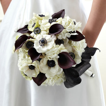 To Have and To Hold Bouquet –  Serrano Flowers, Riverside CA